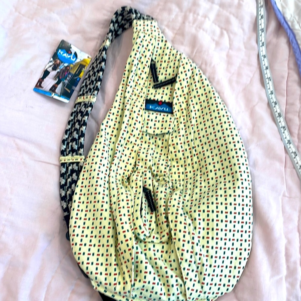 KAVU Sling Bag (NWT)